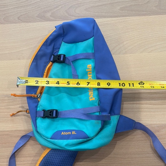 Patagonia Atom Sling - Picture 6 of 9